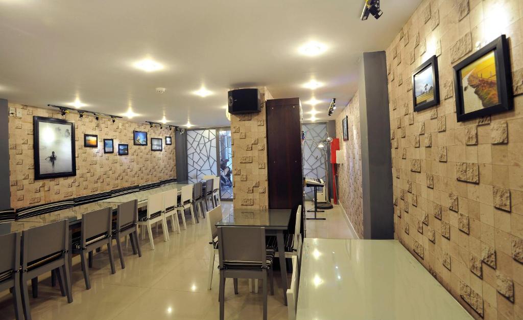 The Carnation Hotel Дананг Екстер'єр фото